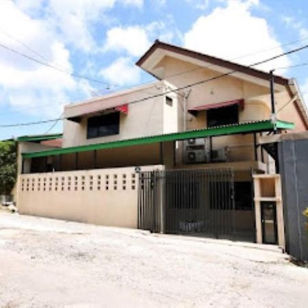 Safina Inn Syariah Sekupang Batam Exteriér fotografie