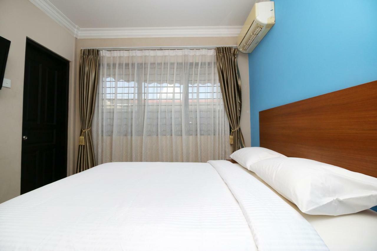 Safina Inn Syariah Sekupang Batam Exteriér fotografie